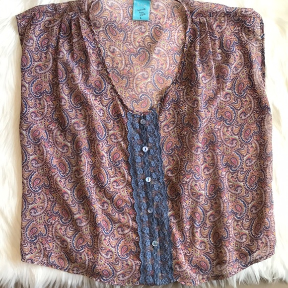 Paisley and Lace Top - Picture 2 of 5